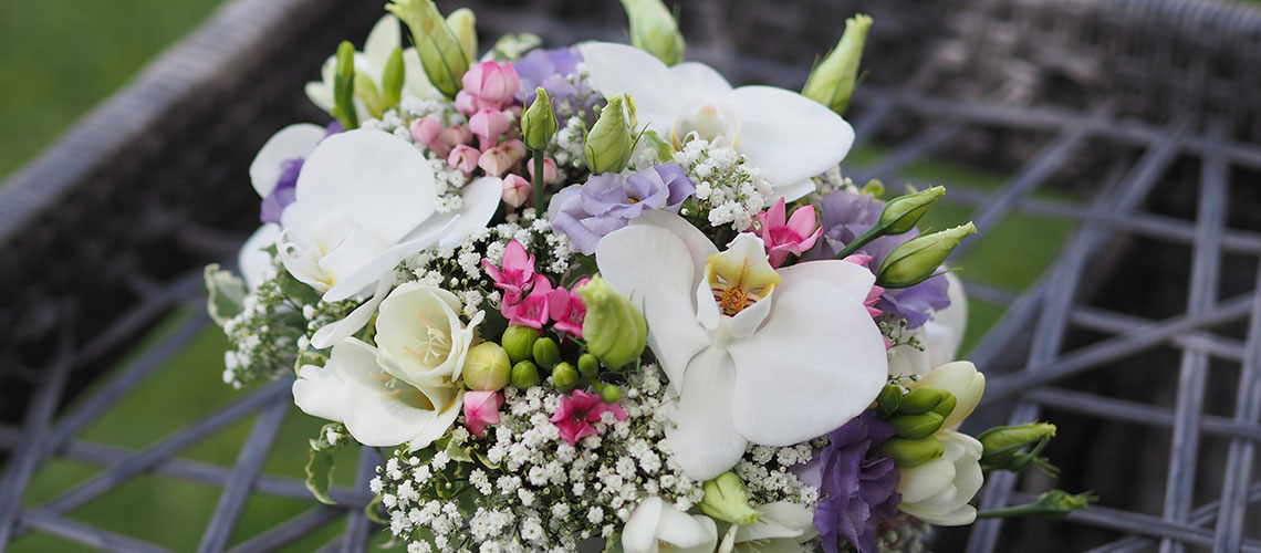 Le bouquet de la mariée -fleuriste-mariage-Jouques-Rians