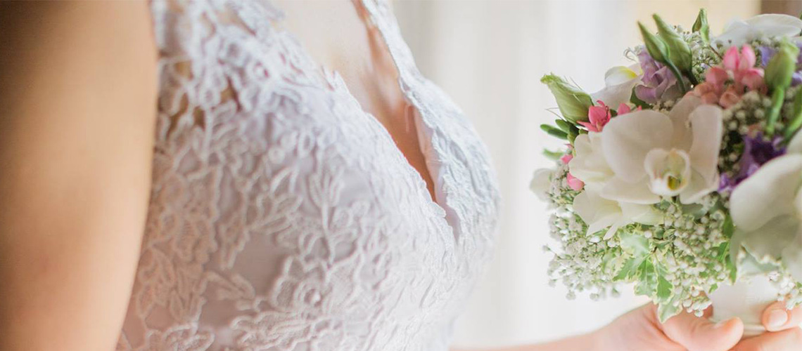 Le bouquet de la mariée -fleuriste-mariage-Jouques-Rians