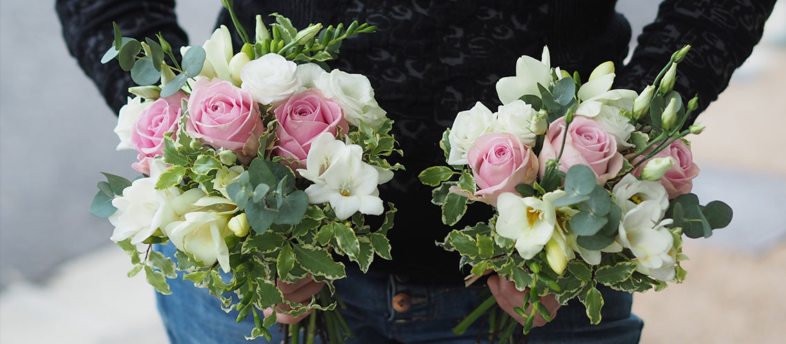 Bouquets de demoiselles d'honneur -fleuriste-mariage-Jouques-Peyrolles
