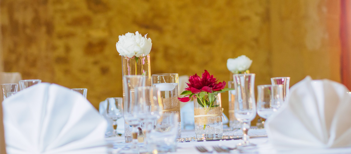 mariage-fleuriste-décoration-table-pivoine-Vauvenargues