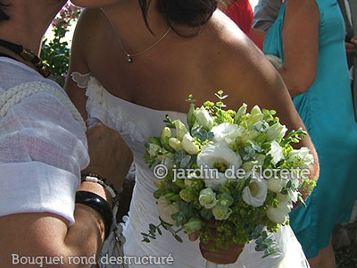 bouquet rond éclaté tons blanc et vert